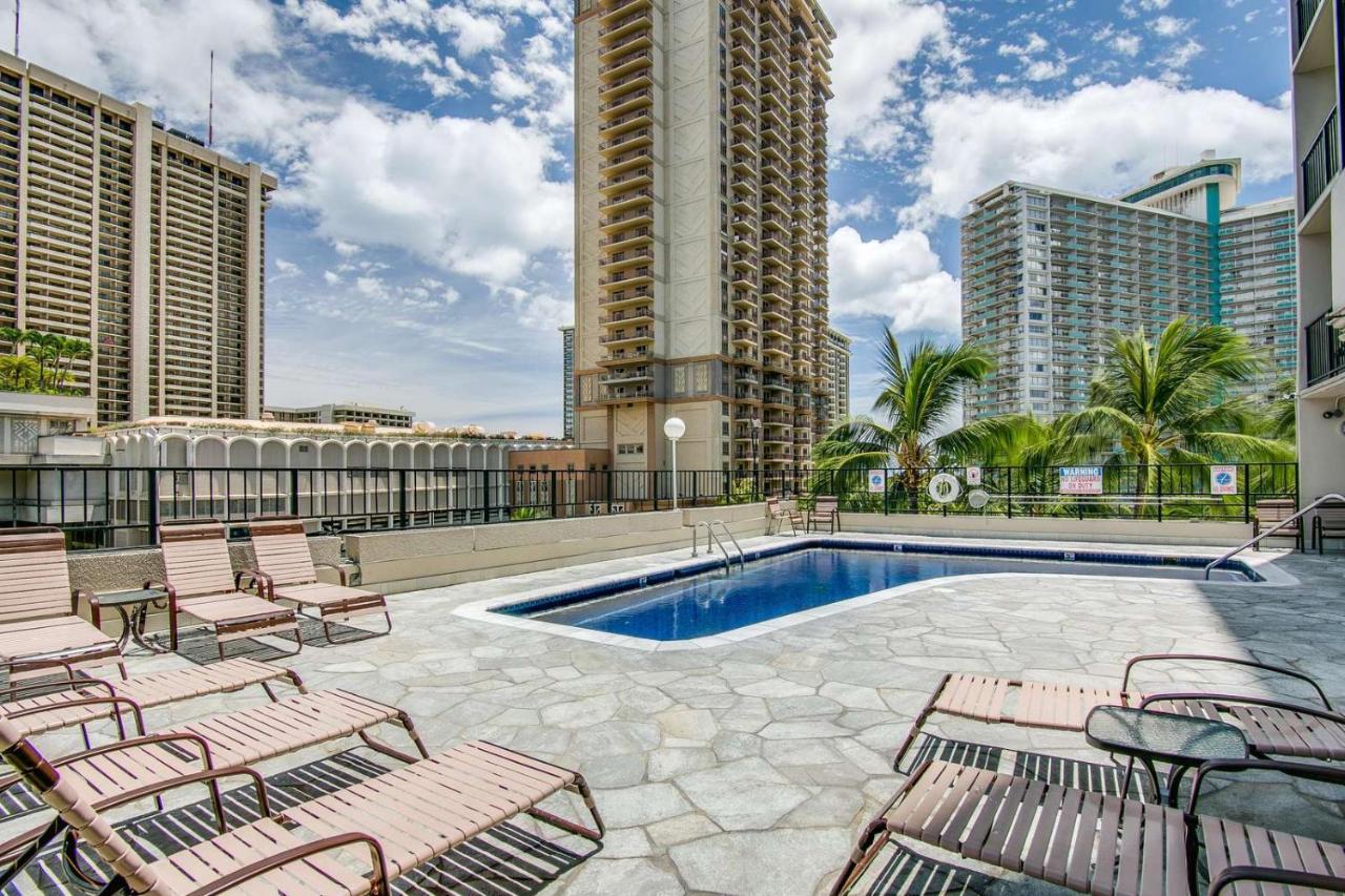 Renovated With View At Aqua Palms Waikiki Apartamento *